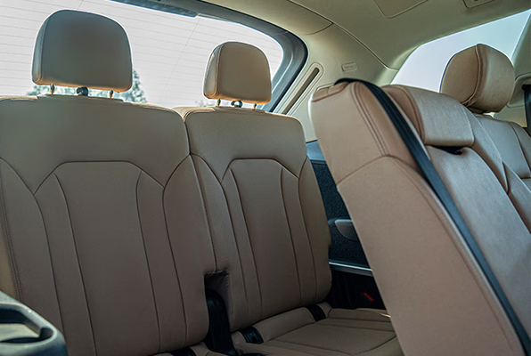 Audi-Q7_Img_5_596X400