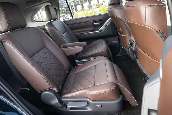 Toyota-Innova_Img_4_596X400