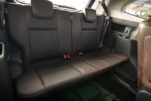 Toyota-Innova_Img_5_596X400